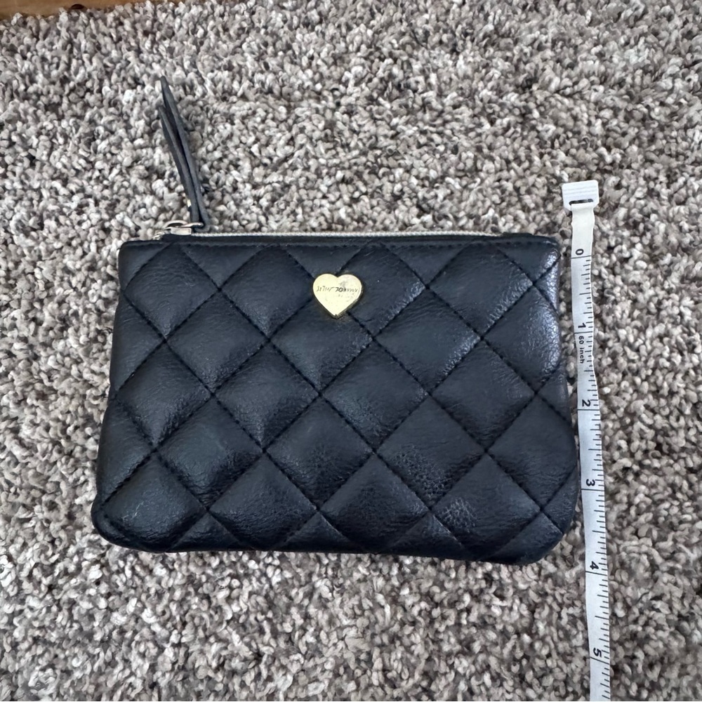 Betsey Johnson black puffy heart pattern zipper pouch - Picture 7 of 7